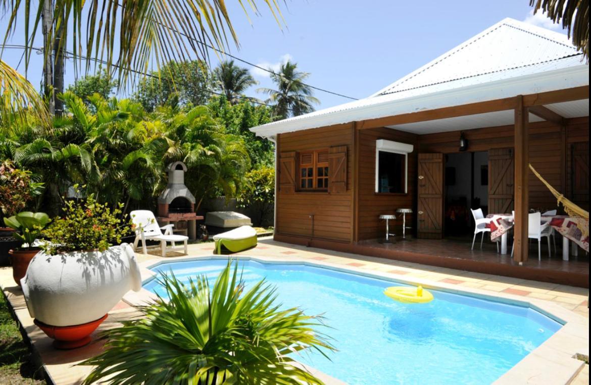 La Baie Des Bambous Villa Le Moule Luaran gambar